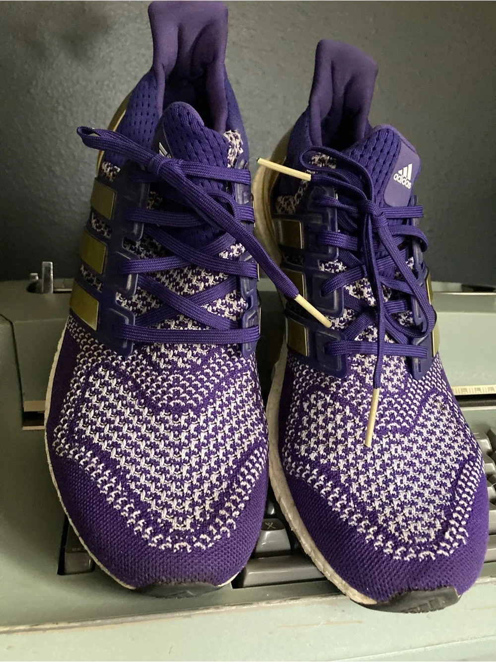 University of Washington shoes